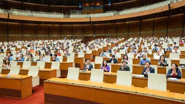 Chốt thời điểm tăng lương cơ sở - Ảnh 1. Chốt thời điểm tăng lương cơ sở - Ảnh 1.