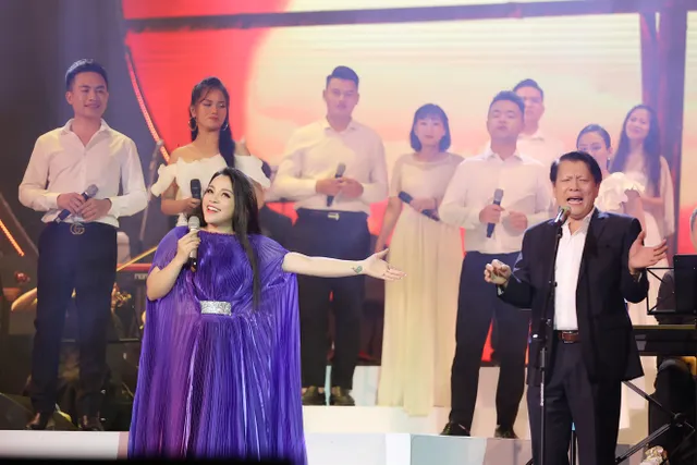 NSƯT Tố Nga - Quang Linh lần đầu song ca trong liveshow “Dòng sông đa tình” - Ảnh 5.