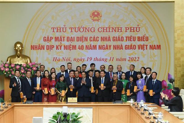 Thủ tướng Phạm Minh Chính lắng nghe ý kiến của các nhà giáo tiêu biểu - Ảnh 5.