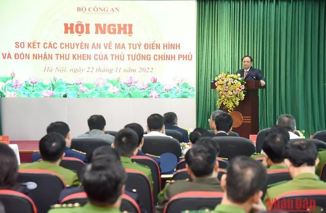 Thủ tướng trao thư khen cho các tập thể phá 3 chuyên án ma túy lớn năm 2022 - Ảnh 1. Thủ tướng trao thư khen cho các tập thể phá 3 chuyên án ma túy lớn năm 2022 - Ảnh 1.