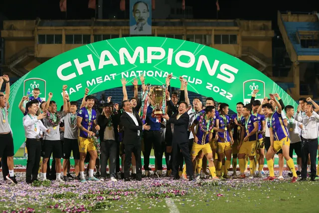 Chung kết Cúp Quốc gia 2022: CLB Hà Nội đăng quang - Ảnh 7.