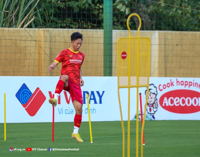 ĐT Việt Nam tăng cường rèn đấu pháp, Châu Ngọc Quang hi vọng được ra sân đấu Borussia Dortmund - Ảnh 4.