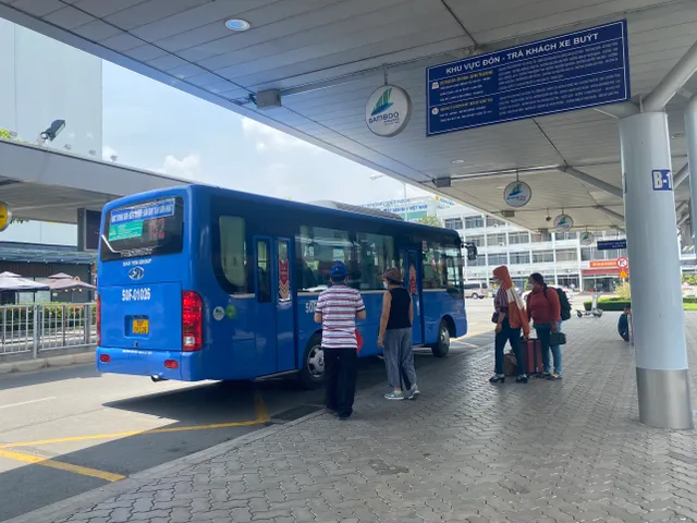 Sắp có thêm nhiều tuyến bus phục vụ hành khách tại Sân bay Tân Sơn Nhất  - Ảnh 1.