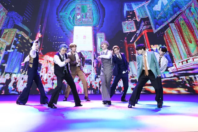 Những thay đổi của K-Pop trong thời đại COVID-19 có tồn tại lâu dài? - Ảnh 5. Những thay đổi của K-Pop trong thời đại COVID-19 có tồn tại lâu dài? - Ảnh 5.