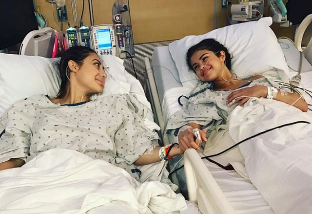 Selena Gomez made her kidney donor angry because she said Taylor Swift was her only friend - Photo 2.