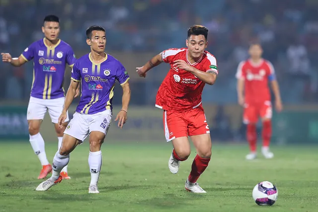Ảnh: Thắng tối thiểu CLB Viettel, Hà Nội FC chạm tay vào chức vô địch V.League 2022 - Ảnh 10. Ảnh: Thắng tối thiểu CLB Viettel, Hà Nội FC chạm tay vào chức vô địch V.League 2022 - Ảnh 10.
