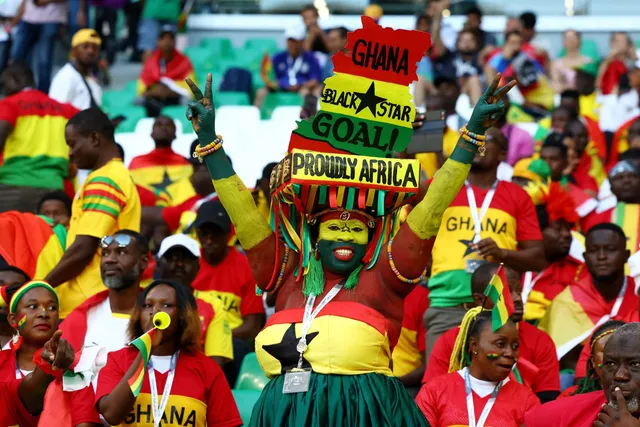 Muôn sắc màu cổ động viên World Cup 2022 - Ảnh 2. Muôn sắc màu cổ động viên World Cup 2022 - Ảnh 2.