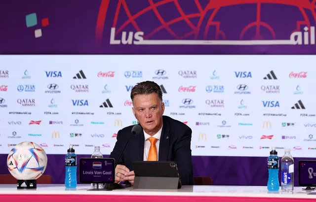 HLV Van Gaal chia tay ĐT Hà Lan - Ảnh 2.