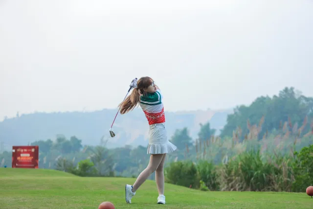 Giải golf Christmas Day Championship 2022 quyên góp 40 triệu làm từ thiện   - Ảnh 1.