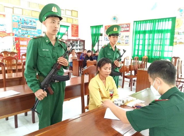 Cà Mau: Phát hiện ma túy trên tàu đánh cá - Ảnh 1.