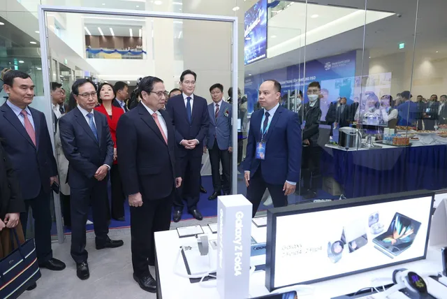 Thủ tướng Phạm Minh Chính dự khánh thành Trung tâm Nghiên cứu và Phát triển của Samsung - Ảnh 6.