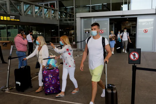 Du lịch thế giới tiếp đà phục hồi trong năm 2023 - Ảnh 1. Du lịch thế giới tiếp đà phục hồi trong năm 2023 - Ảnh 1.