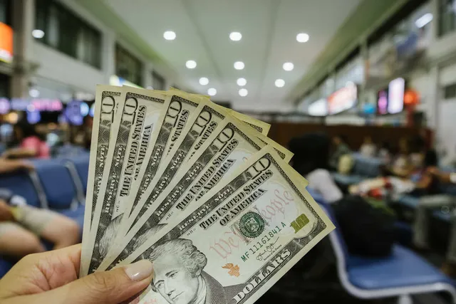 Du lịch thế giới tiếp đà phục hồi trong năm 2023 - Ảnh 3. Du lịch thế giới tiếp đà phục hồi trong năm 2023 - Ảnh 3.