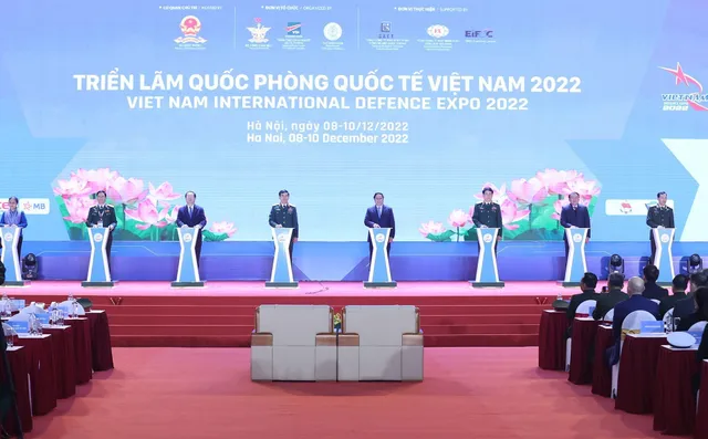 Chùm ảnh: Thủ tướng dự lễ khai mạc Triển lãm Quốc phòng quốc tế Việt Nam 2022 - Ảnh 4.