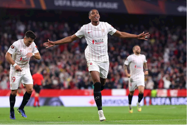 Martial có bàn thắng đầu tiên cho Sevilla - Ảnh 1.