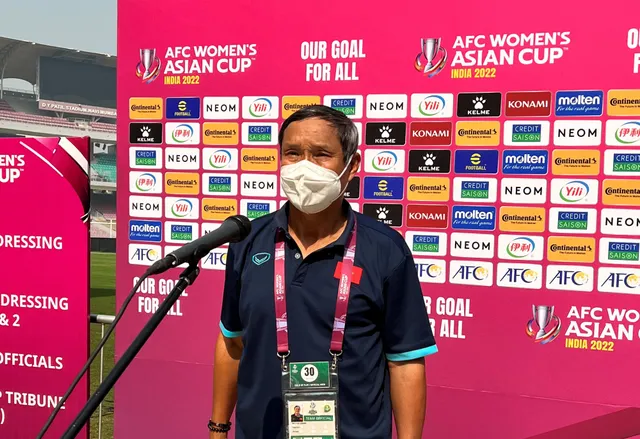 HLV Mai Đức Chung: Chúng tôi đã đi được nửa chặng đường và sẽ quyết tâm giành vé đi World Cup - Ảnh 1. HLV Mai Đức Chung: Chúng tôi đã đi được nửa chặng đường và sẽ quyết tâm giành vé đi World Cup - Ảnh 1.