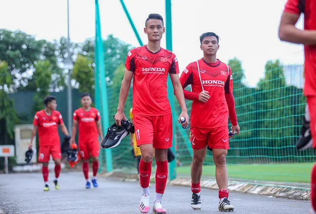 Đoàn Anh Việt thay thế Trần Hoàng Phúc trong nhóm “viện binh” cuối cùng của U23 Việt Nam - Ảnh 1.