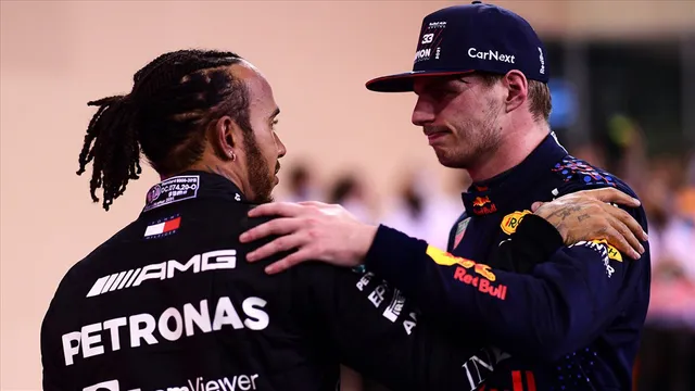 Max Verstappen & hành trình đáng nhớ tới chức VĐTG đầu tiên - Ảnh 4.