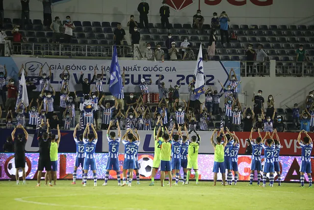 Sau vòng 2 V.League 2-2022 | CLB Bình Phước dẫn đầu - Ảnh 1.