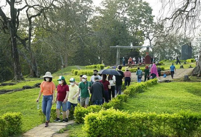 Sẵn sàng khai mạc Lễ hội hoa ban Điện Biên - Ảnh 7.