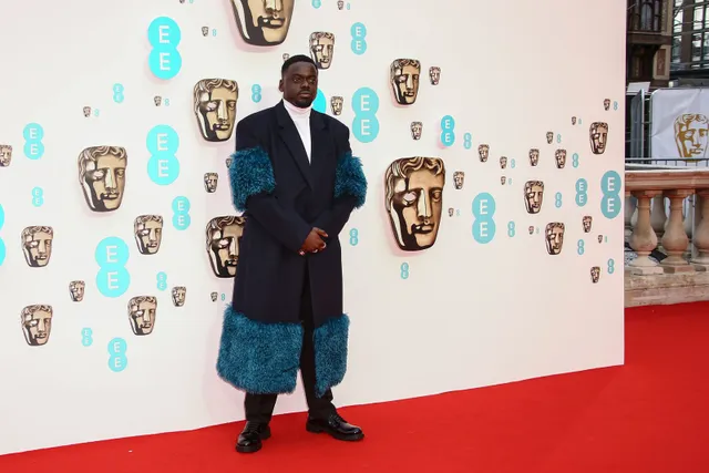 Những khoảnh khắc đẹp của BAFTAs 2022 - Ảnh 6. Những khoảnh khắc đẹp của BAFTAs 2022 - Ảnh 6.
