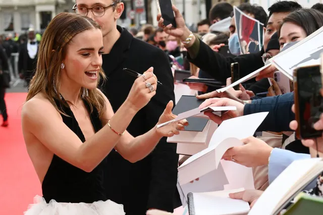 Những khoảnh khắc đẹp của BAFTAs 2022 - Ảnh 7. Những khoảnh khắc đẹp của BAFTAs 2022 - Ảnh 7.