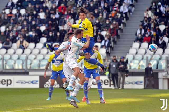 Dybala và Vlahovic lập công, Juventus bất bại 16 trận tại Serie A - Ảnh 2.