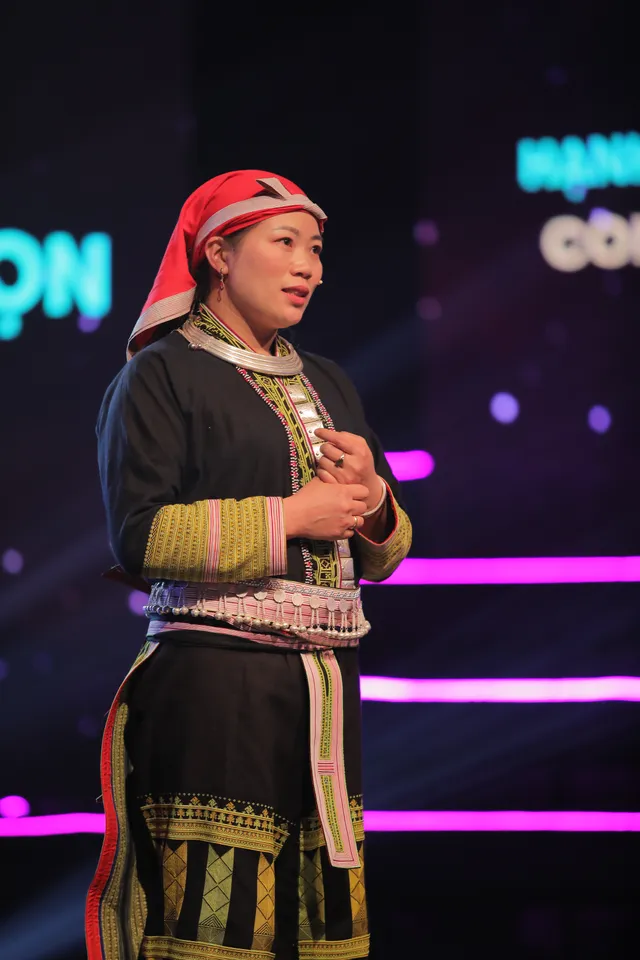 Cất cánh: Ba người phụ nữ vẽ màu hạnh phúc theo cách riêng của mình - Ảnh 3. Cất cánh: Ba người phụ nữ vẽ màu hạnh phúc theo cách riêng của mình - Ảnh 3.
