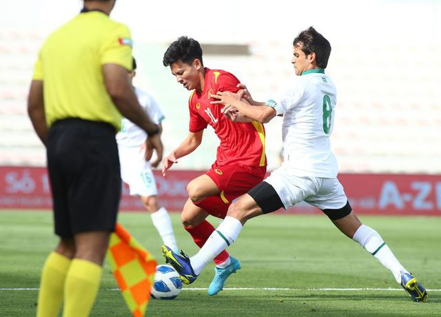 U23 Việt Nam hòa 0-0 với U23 Iraq trong trận ra quân Dubai Cup 2022 - Ảnh 1.