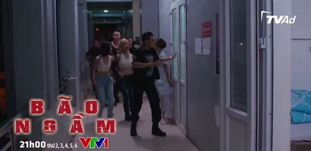 Bão ngầm - Tập 9: Đồng đội phá đám khiến Hải Triều bị lão Chư nghi ngờ - Ảnh 5. Bão ngầm - Tập 9: Đồng đội phá đám khiến Hải Triều bị lão Chư nghi ngờ - Ảnh 5.