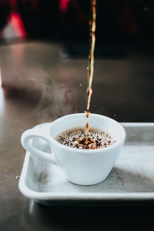 Caffeine: Bạn hay kẻ thù? - Ảnh 1.