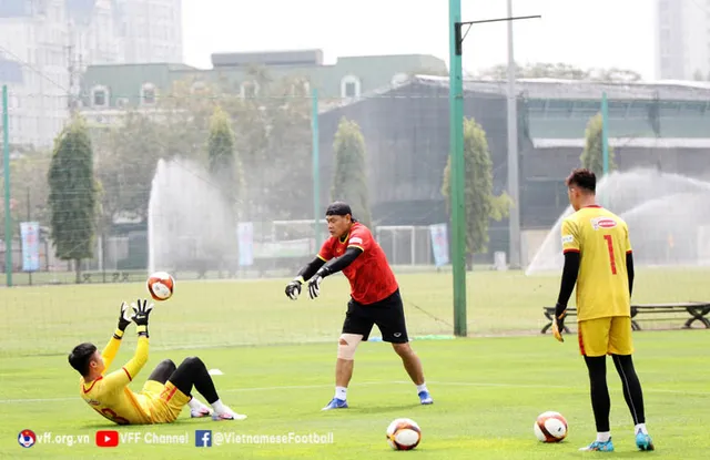 Nguyên Hoàng lỡ hẹn vì chấn thương, U23 Việt Nam bổ sung 3 cầu thủ - Ảnh 13.