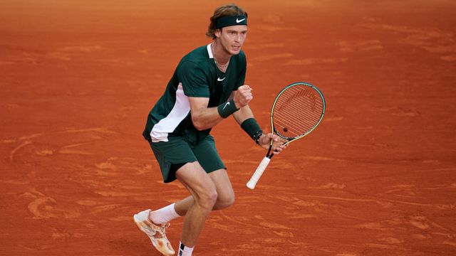 Monte Carlo Masters | Hạt giống Felix Auger-Aliassime dừng bước tại vòng 2 - Ảnh 3.