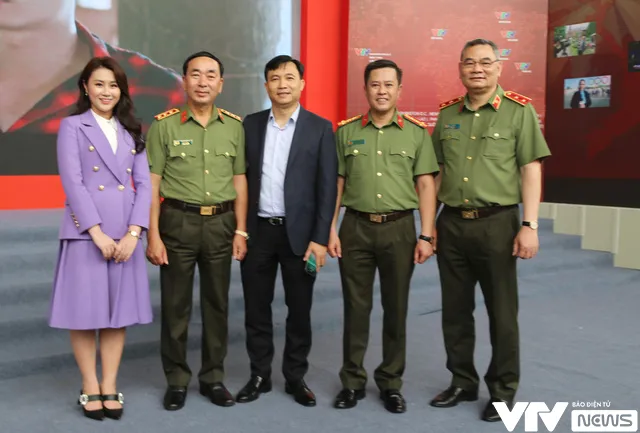 Gian trưng bày của VTV thu hút khách tham quan tại Hội báo toàn quốc 2022 - Ảnh 1.