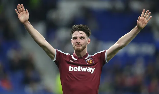 AS Roma nhắm Dybala, Declan Rice từ chối gia hạn với West Ham - Ảnh 2.