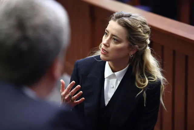 Vụ kiện Johnny Depp - Amber Heard: Công chúng ủng hộ ai? - Ảnh 3. Vụ kiện Johnny Depp - Amber Heard: Công chúng ủng hộ ai? - Ảnh 3.
