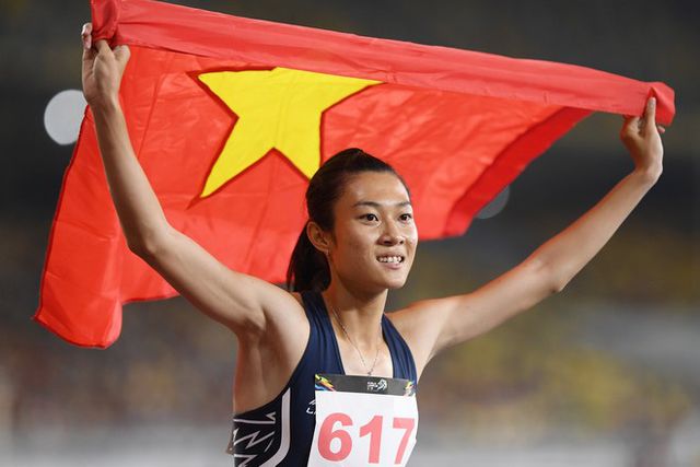 Lê Tú Chinh phải phẫu thuật, không thể tham dự SEA Games 31 - Ảnh 1.