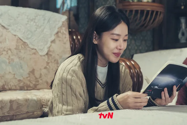 Dàn diễn viên “Hai mươi lăm, Hai mươi mốt” thể hiện tình bạn khăng khít ở hậu trường - Ảnh 5. Dàn diễn viên “Hai mươi lăm, Hai mươi mốt” thể hiện tình bạn khăng khít ở hậu trường - Ảnh 5.