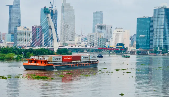 Nhiều doanh nghiệp kiến nghị lùi thời gian thu phí cảng biển - Ảnh 1.