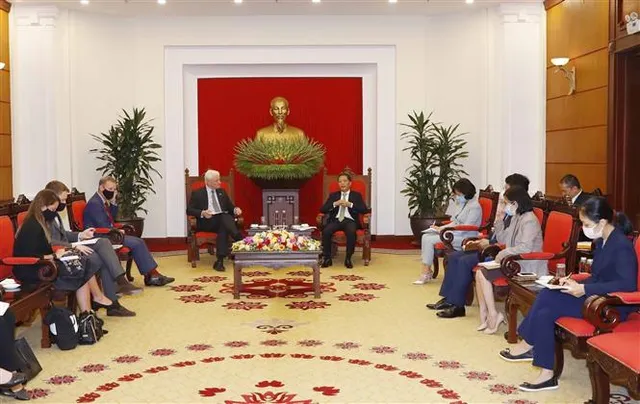 Việt Nam mong muốn làm sâu sắc hơn quan hệ với Anh về biến đổi khí hậu, năng lượng - Ảnh 1. Việt Nam mong muốn làm sâu sắc hơn quan hệ với Anh về biến đổi khí hậu, năng lượng - Ảnh 1.