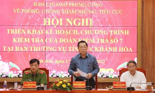 Tiếp tục công bố quyết định kiểm tra phòng, chống tham nhũng, tiêu cực - Ảnh 1.