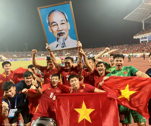 Thủ tướng gửi thư chúc mừng U23 Việt Nam bảo vệ thành công HCV tại SEA Games 31 - Ảnh 2.