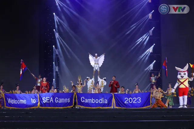 ẢNH | Lễ bế mạc SEA Games 31 ngập tràn âm nhạc và màu sắc văn hóa - Ảnh 11.