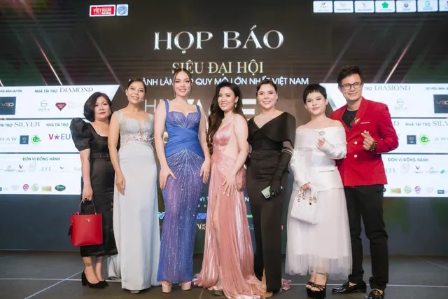 Nhiều ngôi sao hội ngộ tại The Face Beauty Việt Nam 2022 - Ảnh 2.