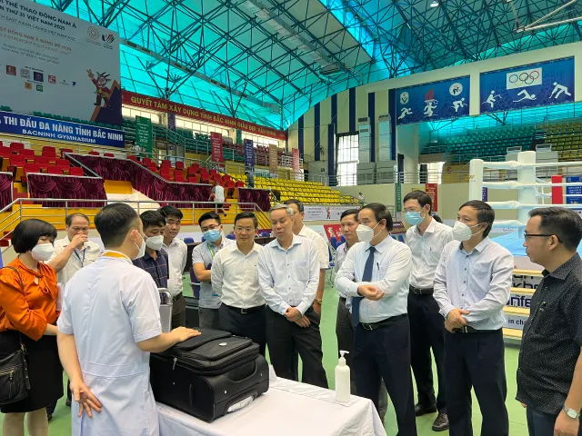 Kiểm tra công tác y tế phục vụ SEA Games 31 - Ảnh 3. Kiểm tra công tác y tế phục vụ SEA Games 31 - Ảnh 3.