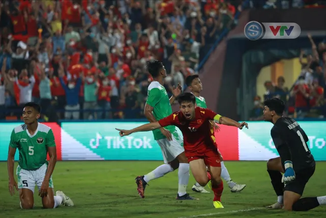 SEA Games 31: Người hâm mộ đổ về Phú Thọ, tiếp lửa U23 Việt Nam hạ gục U23 Indonesia - Ảnh 10. SEA Games 31: Người hâm mộ đổ về Phú Thọ, tiếp lửa U23 Việt Nam hạ gục U23 Indonesia - Ảnh 10.
