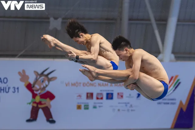 Những vũ công trên sàn đấu nhảy cầu tại SEA Games 31 - Ảnh 6. Những vũ công trên sàn đấu nhảy cầu tại SEA Games 31 - Ảnh 6.