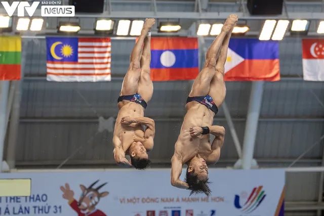 Những vũ công trên sàn đấu nhảy cầu tại SEA Games 31 - Ảnh 3. Những vũ công trên sàn đấu nhảy cầu tại SEA Games 31 - Ảnh 3.