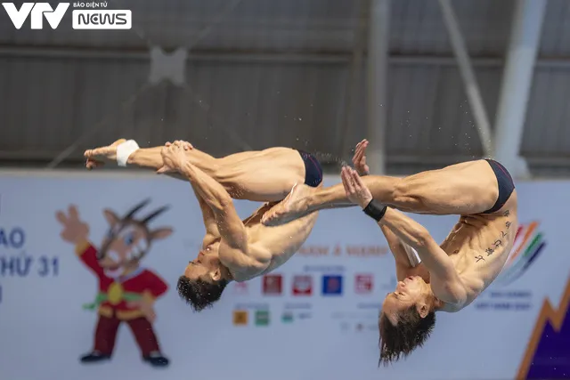 Những vũ công trên sàn đấu nhảy cầu tại SEA Games 31 - Ảnh 4. Những vũ công trên sàn đấu nhảy cầu tại SEA Games 31 - Ảnh 4.