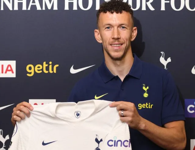 Tottenham chiêu mộ thành công Perisic - Ảnh 1.